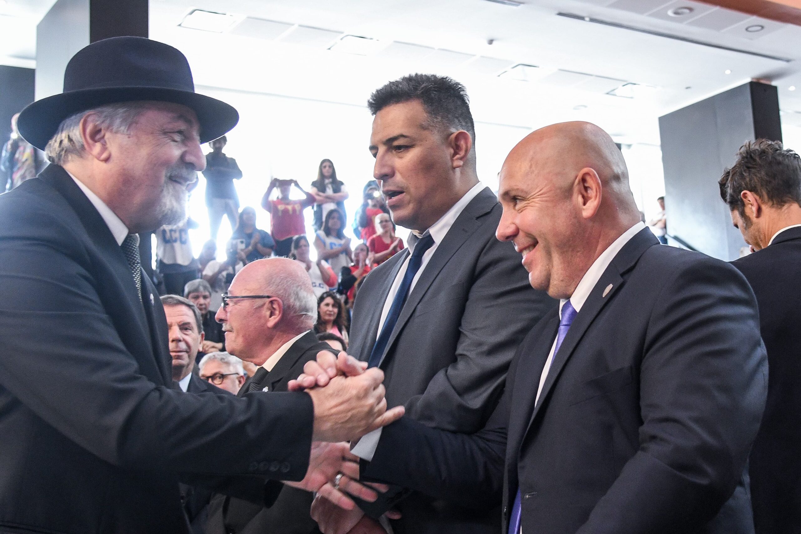 SASTRE PARTICIPÓ DE LA ASUNCIÓN DE MACHARASHVILI COMO INTENDENTE DE COMODORO RIVADAVIA