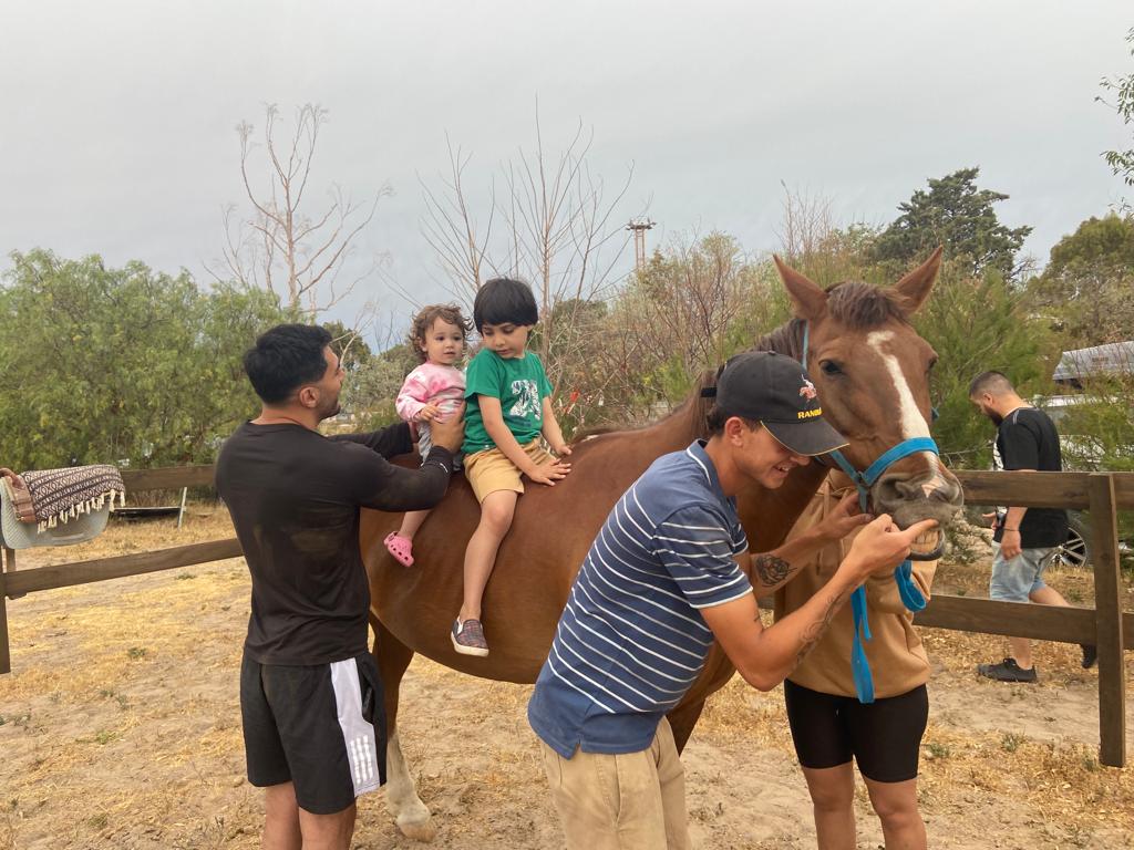 LA ACTIVIDAD CON CABALLOS PARA JÓVENES CON TEA CERRÓ EL 2023