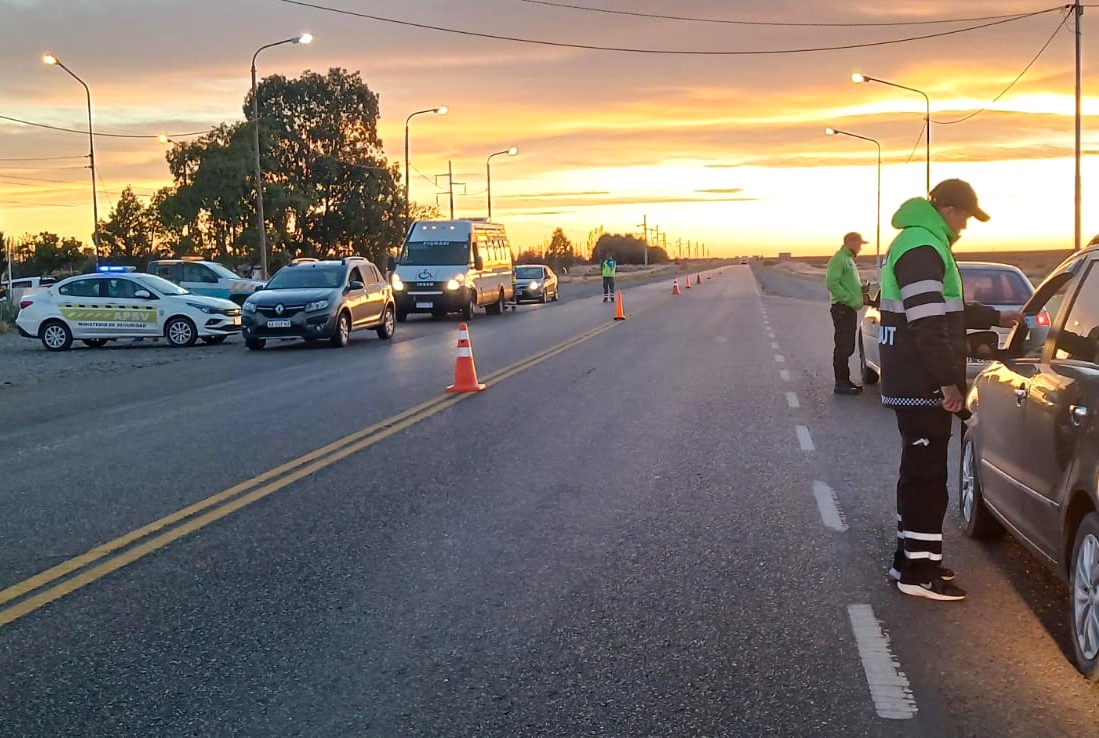 Más de 9 mil vehículos controlados durante este fin de semana en Chubut