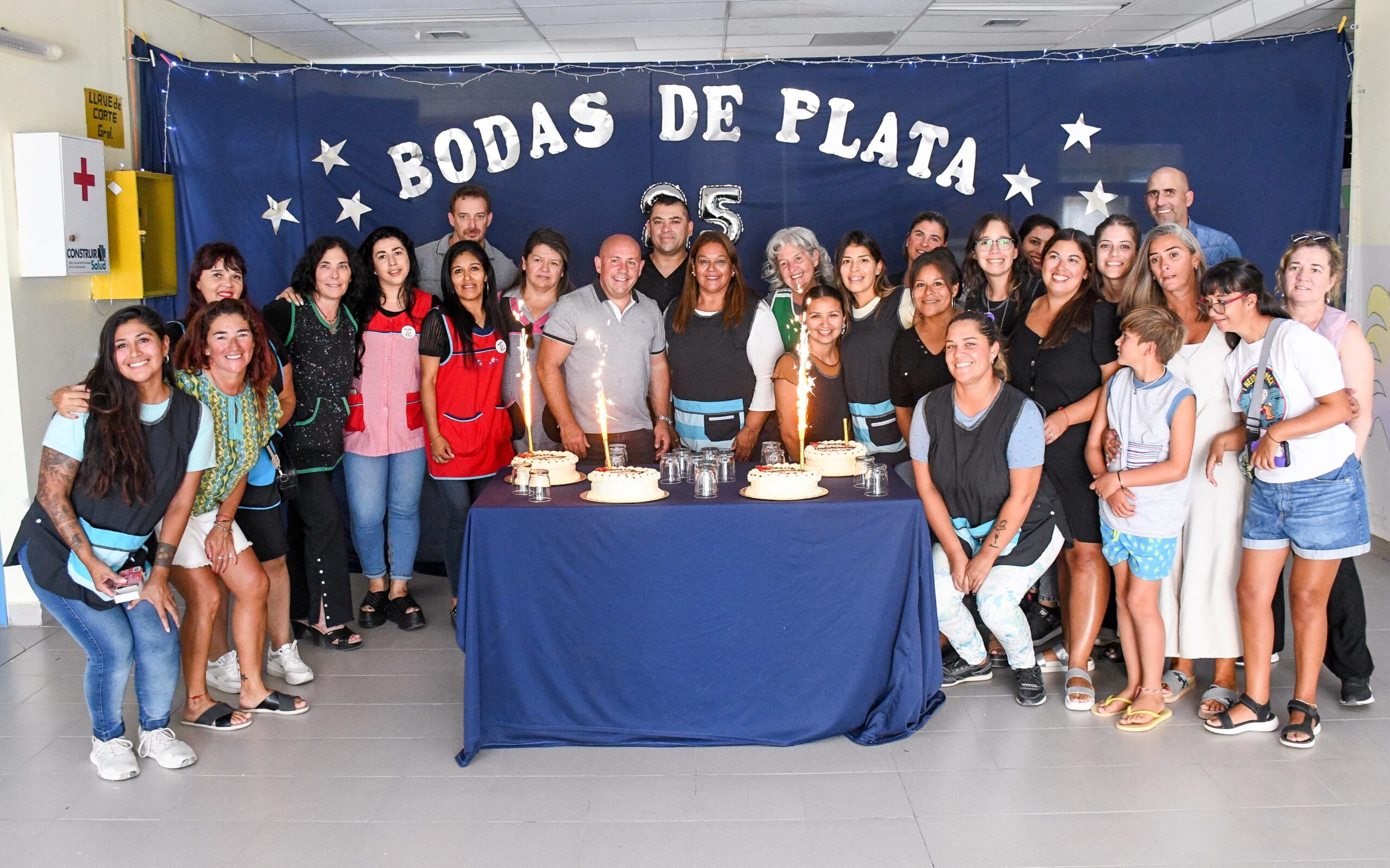 EL INTENDENTE PARTICIPÓ DE UN EVENTO PARA CELEBRAR EL 25º ANIVERSARIO DE CUATRO ESCUELAS DE NIVEL INICIAL MUNICIPAL