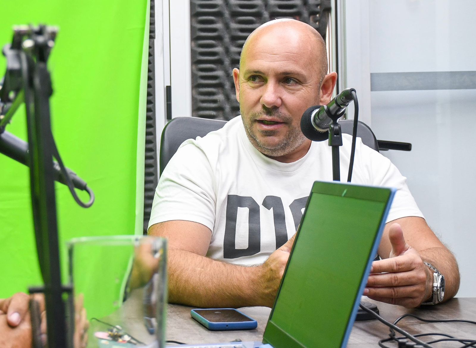 GUSTAVO SASTRE: “SI SE TRATA DE DEFENDER A LOS VECINOS DE CHUBUT, VAMOS A ESTAR SIEMPRE TODOS JUNTOS”