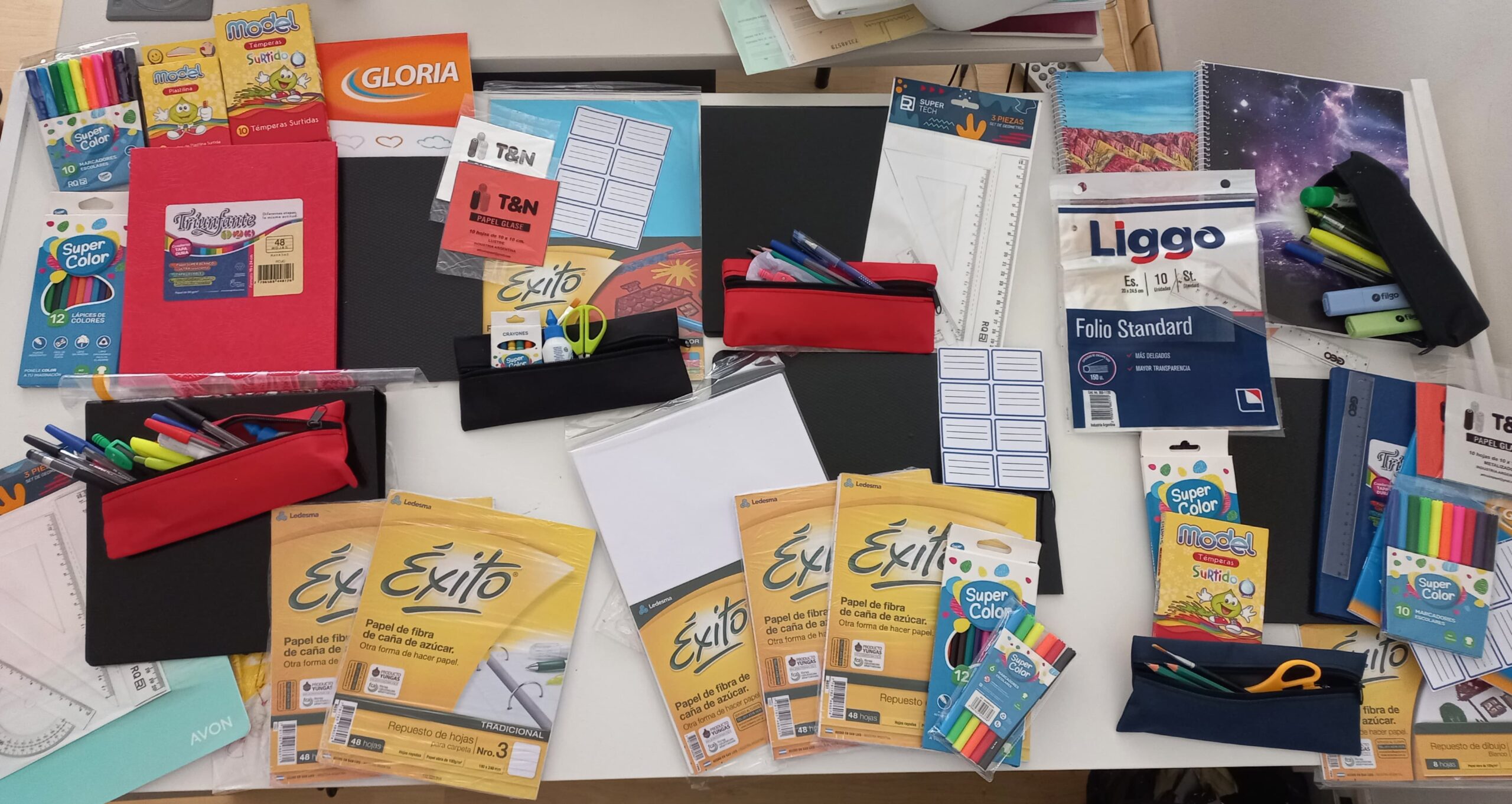 EL SEMM COMIENZA CON LA ENTREGA DE KITS ESCOLARES A SUS AFILIADOS