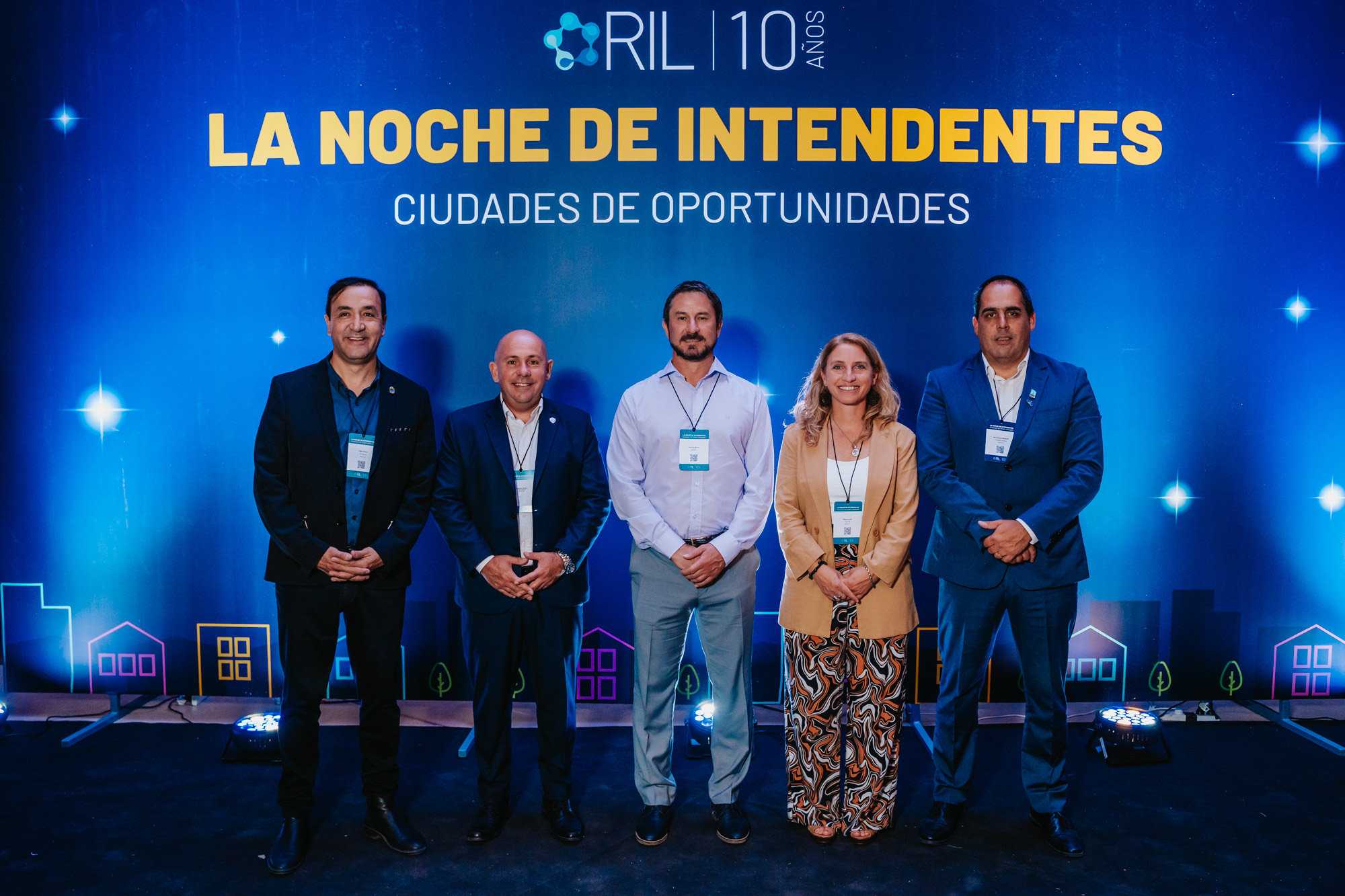 SASTRE ESTUVO PRESENTE EN EL ENCUENTRO DE LOS INTENDENTES MÁS DESTACADOS DEL PAÍS