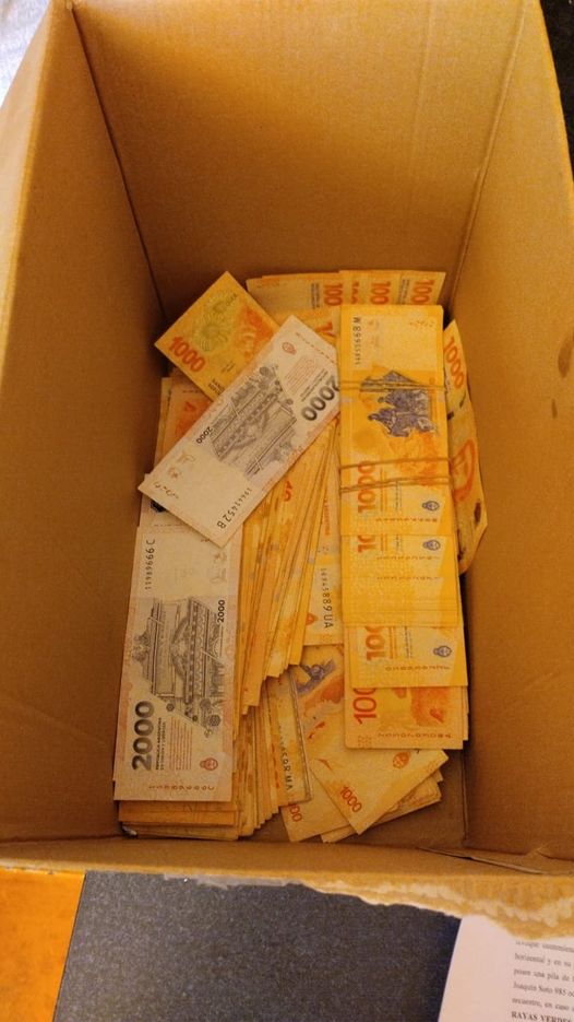 Repartidor aseguró que le robaron más de 1 millón de pesos: El autor del robo era su primo y ambos fueron imputados