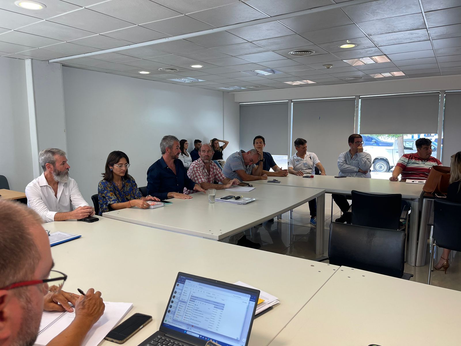 El Gobierno Provincial se reunió con intendentes y jefes comunales para analizar obras y proyectos