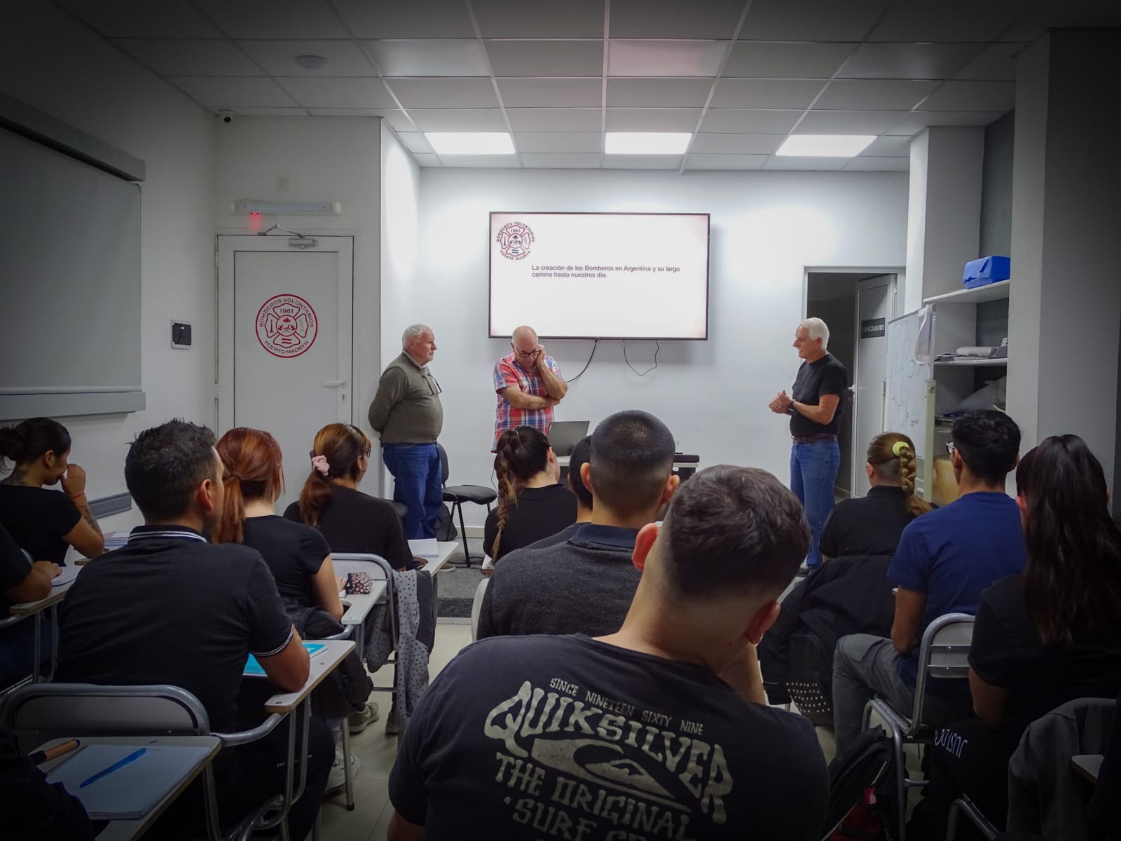 Bomberos veteranos de Madryn capacitaron a jóvenes aspirantes