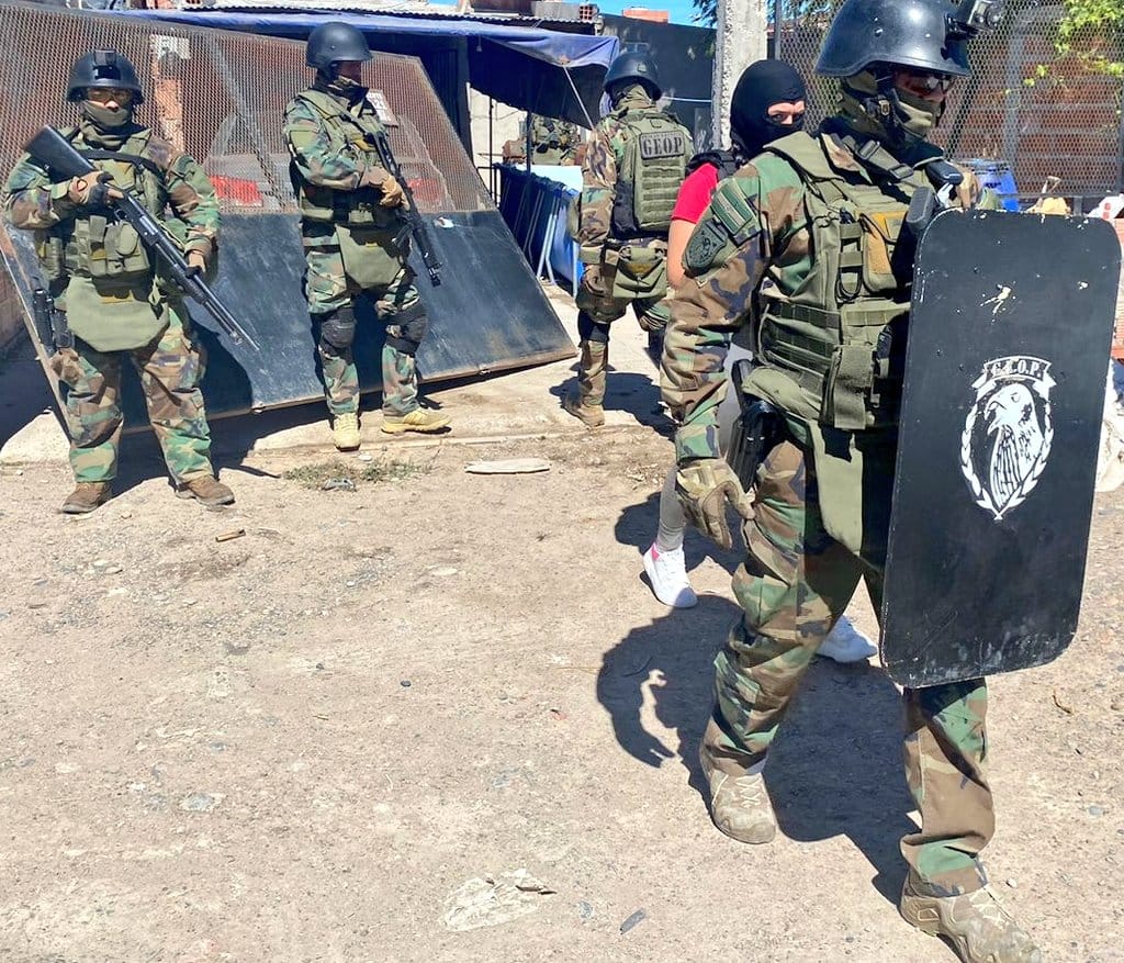 Iturrioz supervisó un allanamiento en Trelew