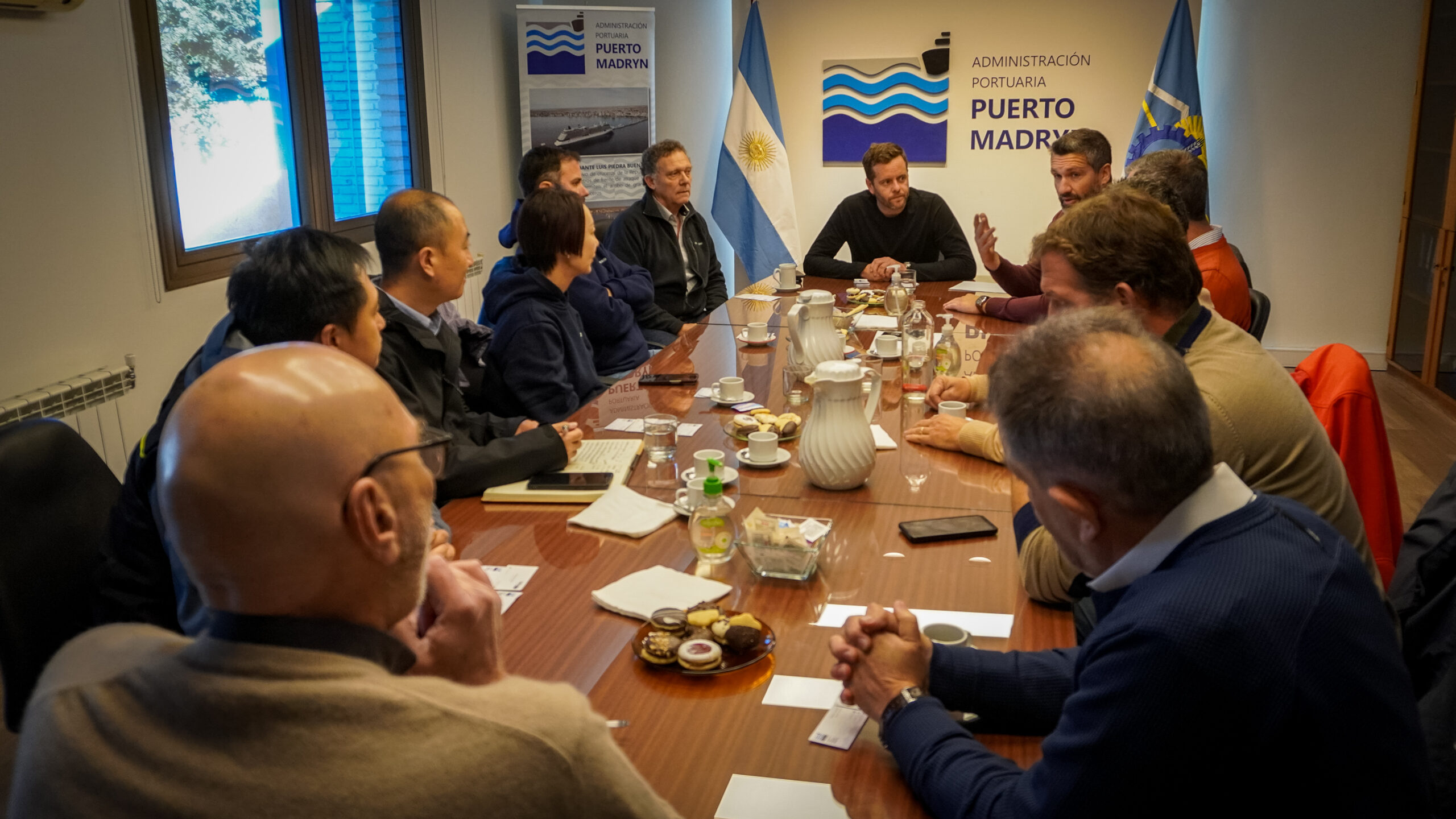 Provincia trabaja en la planificación de un nuevo arribo de aerogeneradores