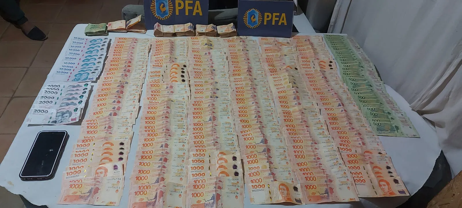 Detienen a cuatro personas que integraban una banda narcocriminal