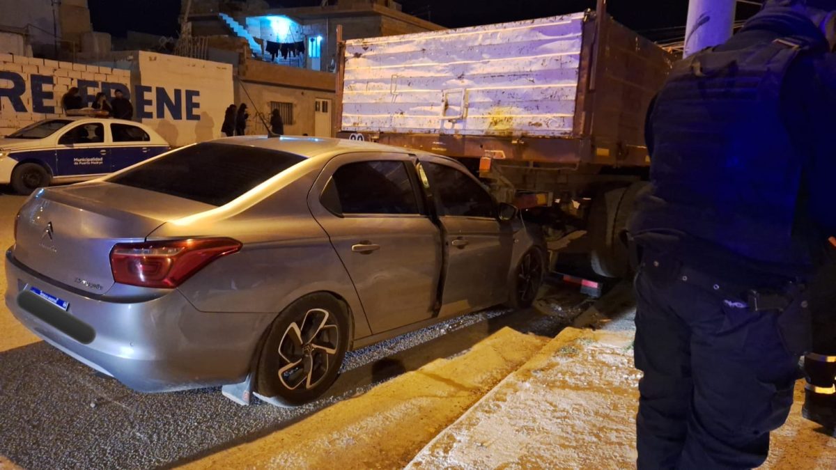 Puerto Madryn: Conductor alcoholizado chocó contra un camión estacionado