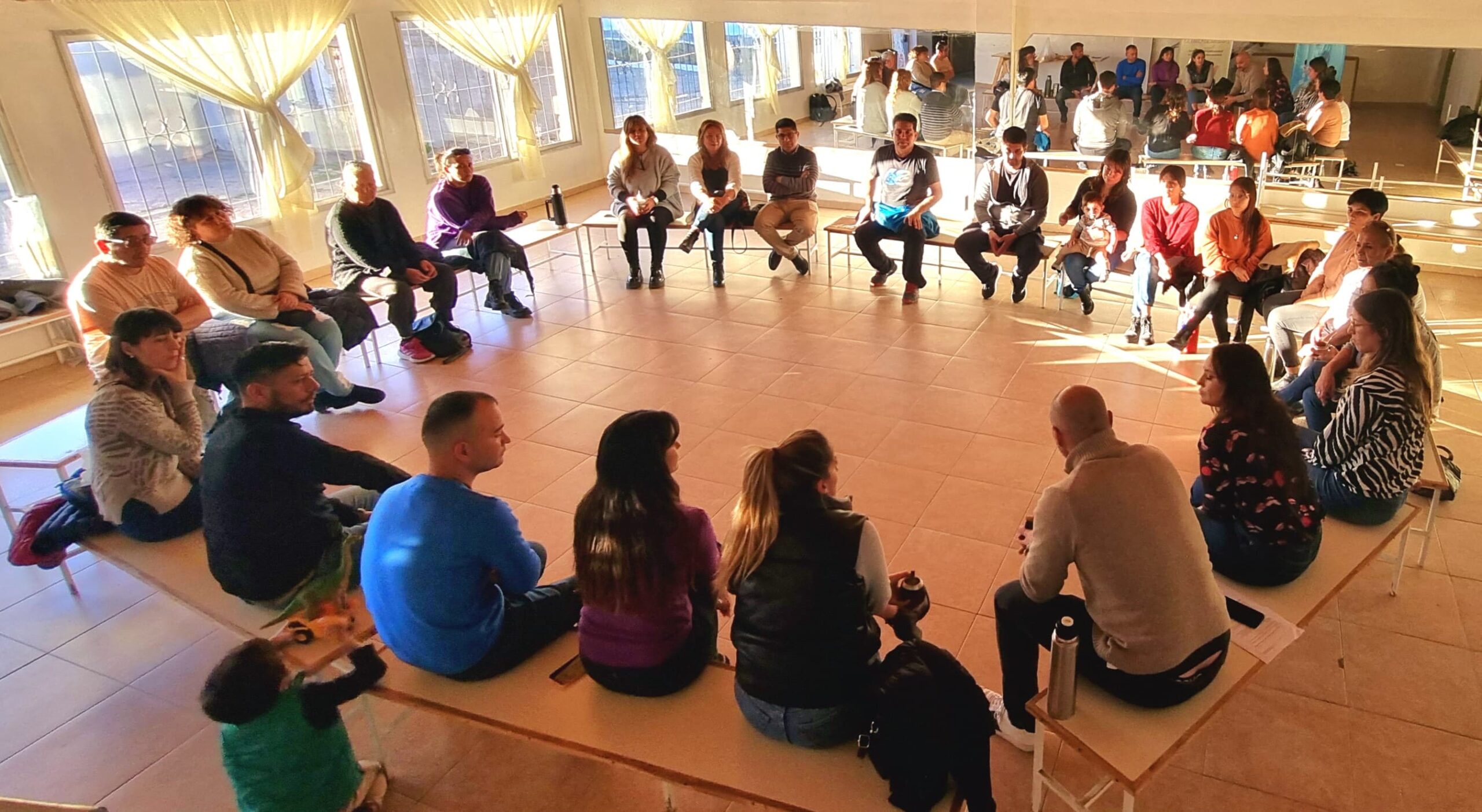 Se realizó en Madryn una jornada de capacitación sobre acogimiento familiar