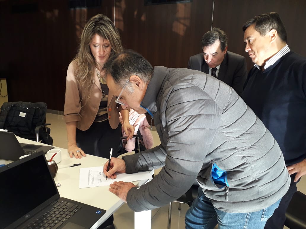 El Gobierno regularizará a 1.200 trabajadores de la Salud