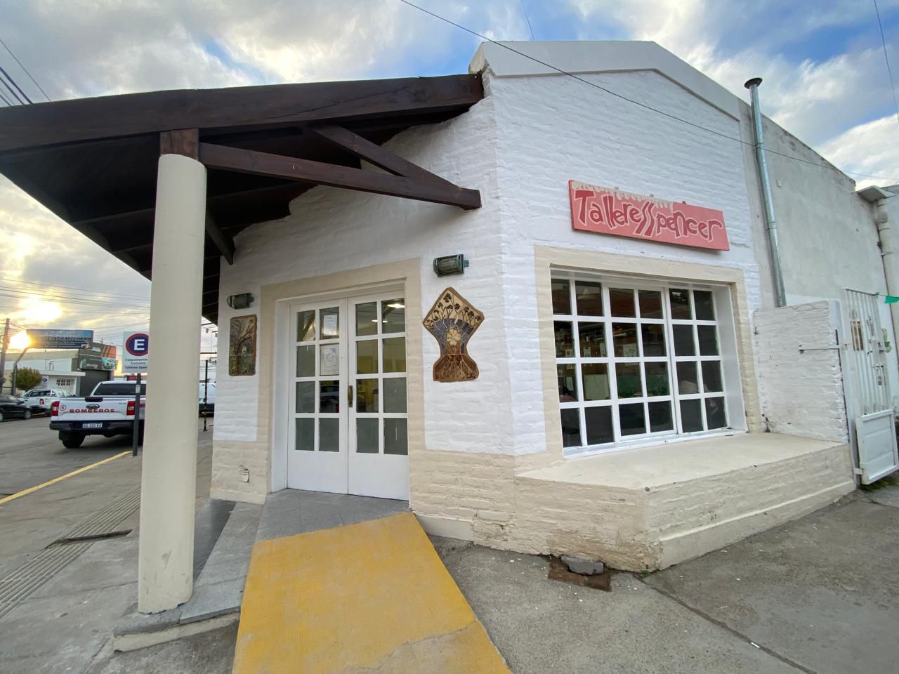 Invitan a la charla retrospectiva de Silvia Solís