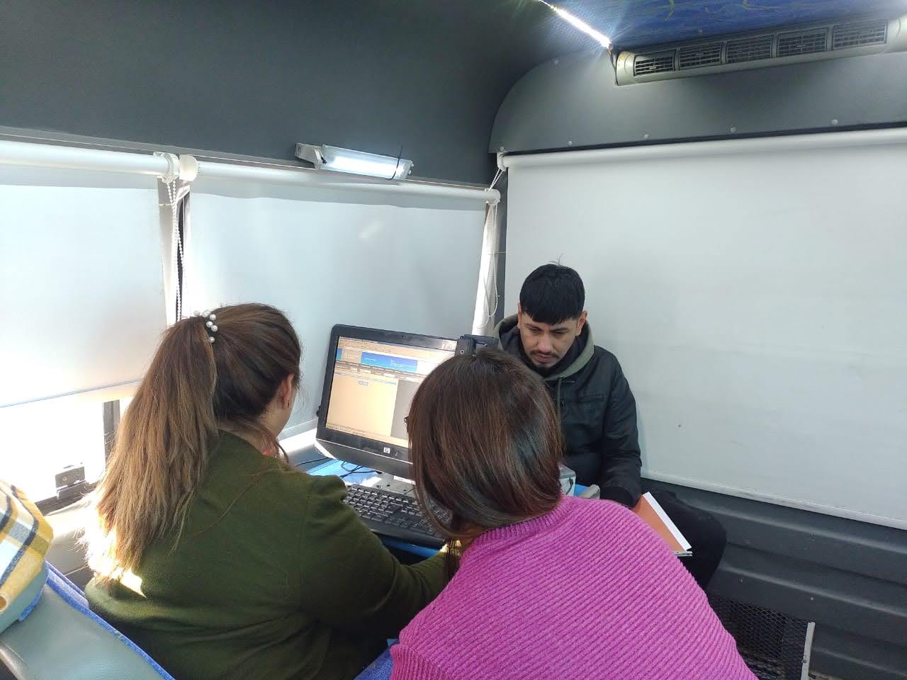 El Gobierno realiza un operativo móvil de documentación en comunas rurales