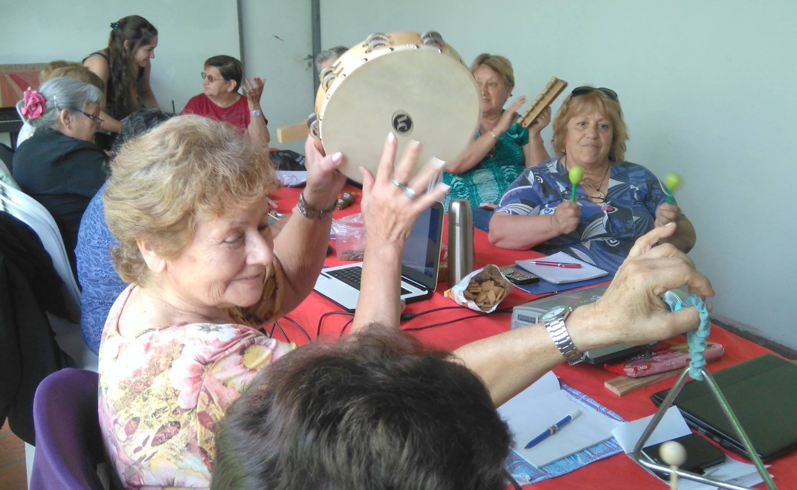 INVESTIGAN CÓMO LA MÚSICA PUEDE MEJORAR LA CALIDAD DE VIDA DE LAS PERSONAS