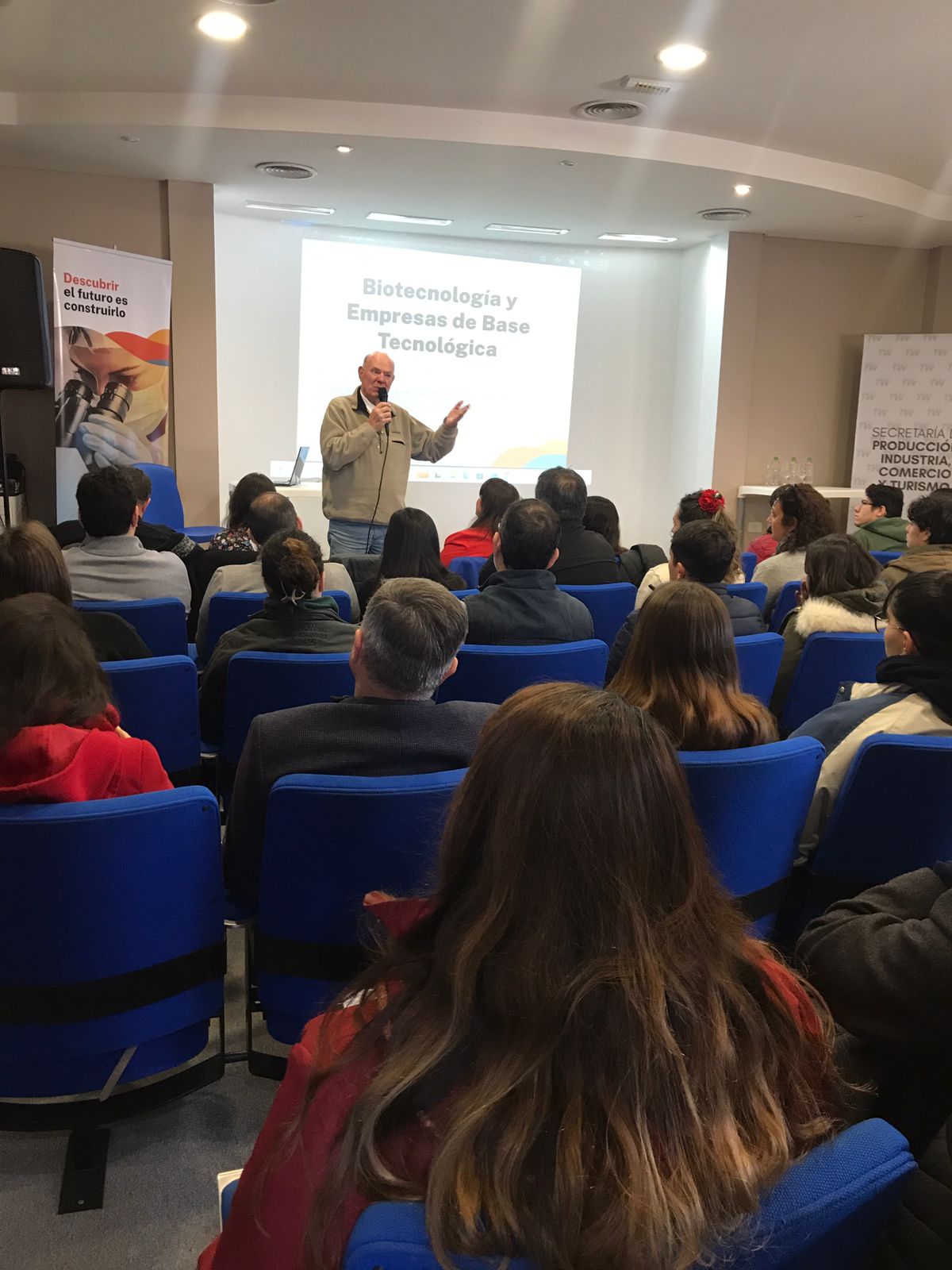 El Gobierno del Chubut busca acercar la ciencia a la población provincial