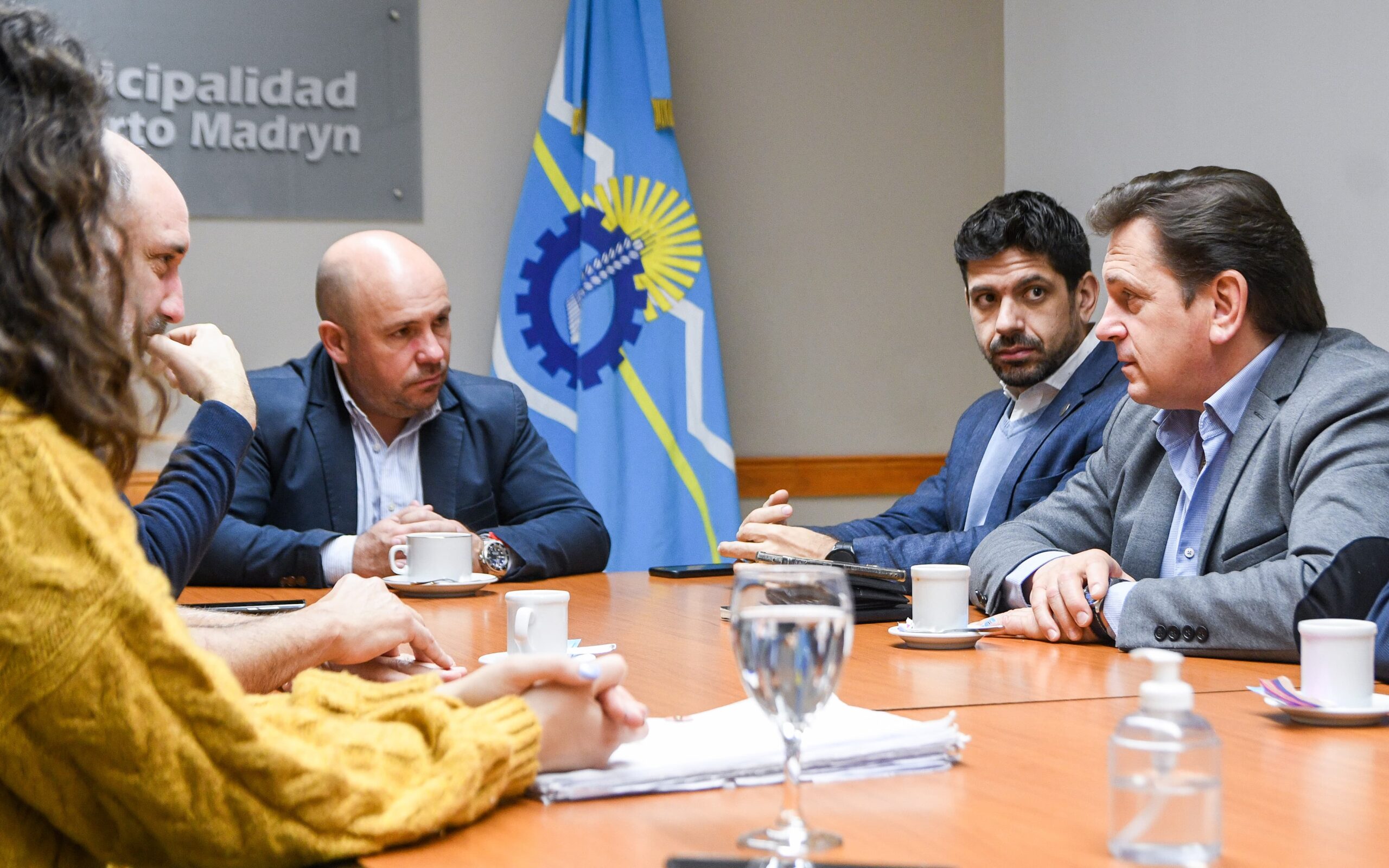 SASTRE SIGUE GESTIONANDO PARA QUE MÁS EMPRESAS SE RADIQUEN EN PUERTO MADRYN