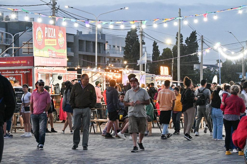 Este fin de semana largo habrá Madryn Comestible