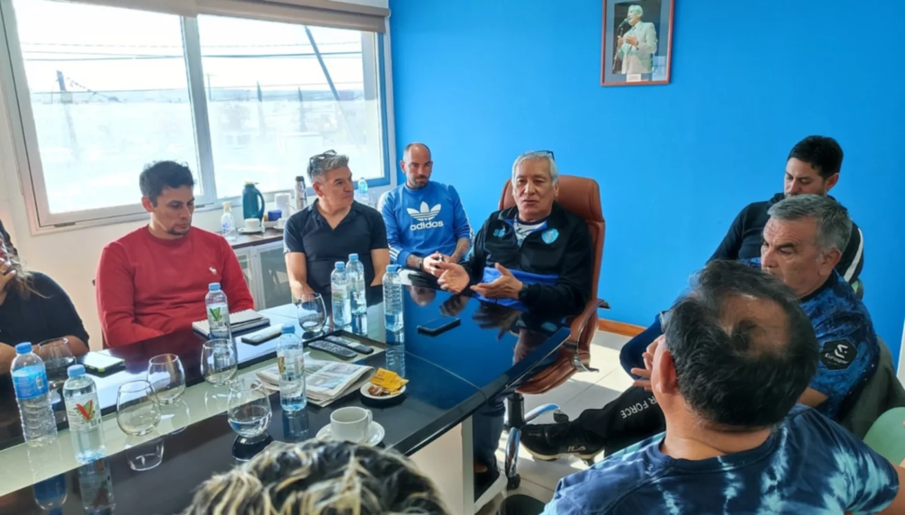 Béliz estuvo en Madryn y reunió a la mesa del frente federal