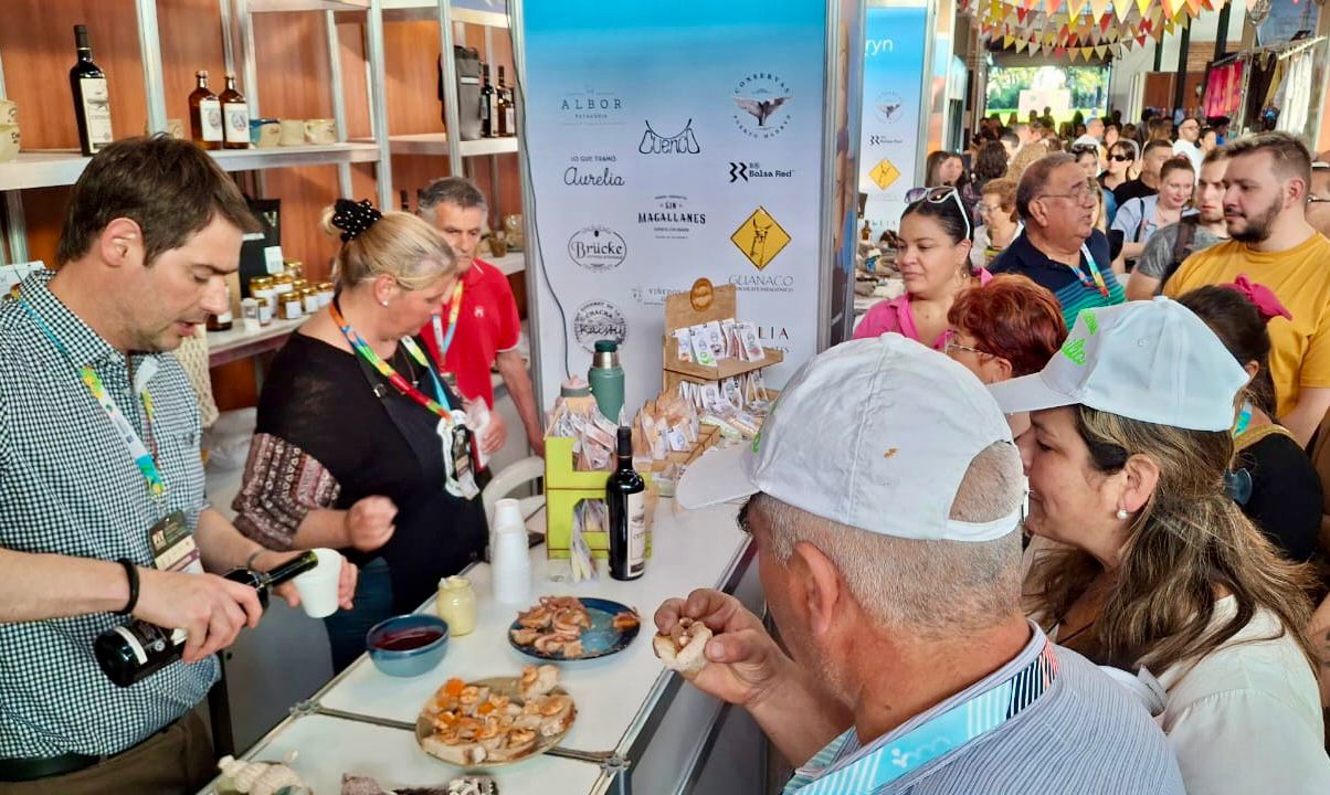 Emprendedores madrynenses se lucieron en la FIT