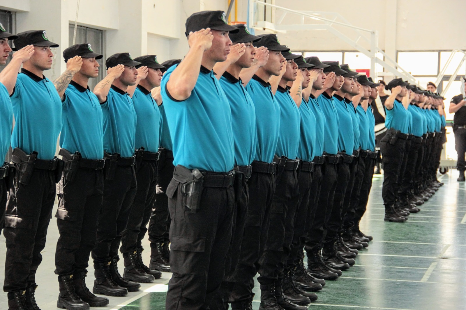 La Policia del Chubut pone en función a más de 200 nuevos agentes