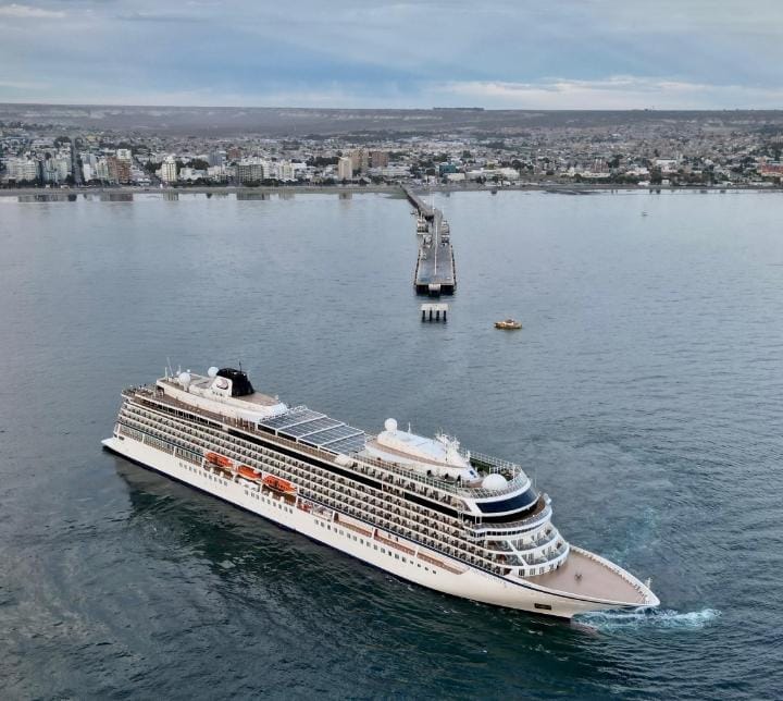 Temporada de cruceros en Chubut: por tercera vez llegó a Puerto Madryn el Buque Viking Jupiter