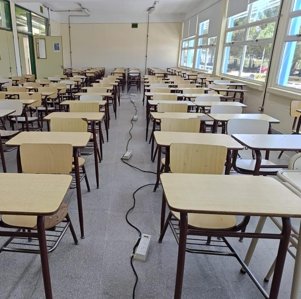 La Facultad de Ingeniería recibió nuevos alargues de alto desempeño para clases prácticas