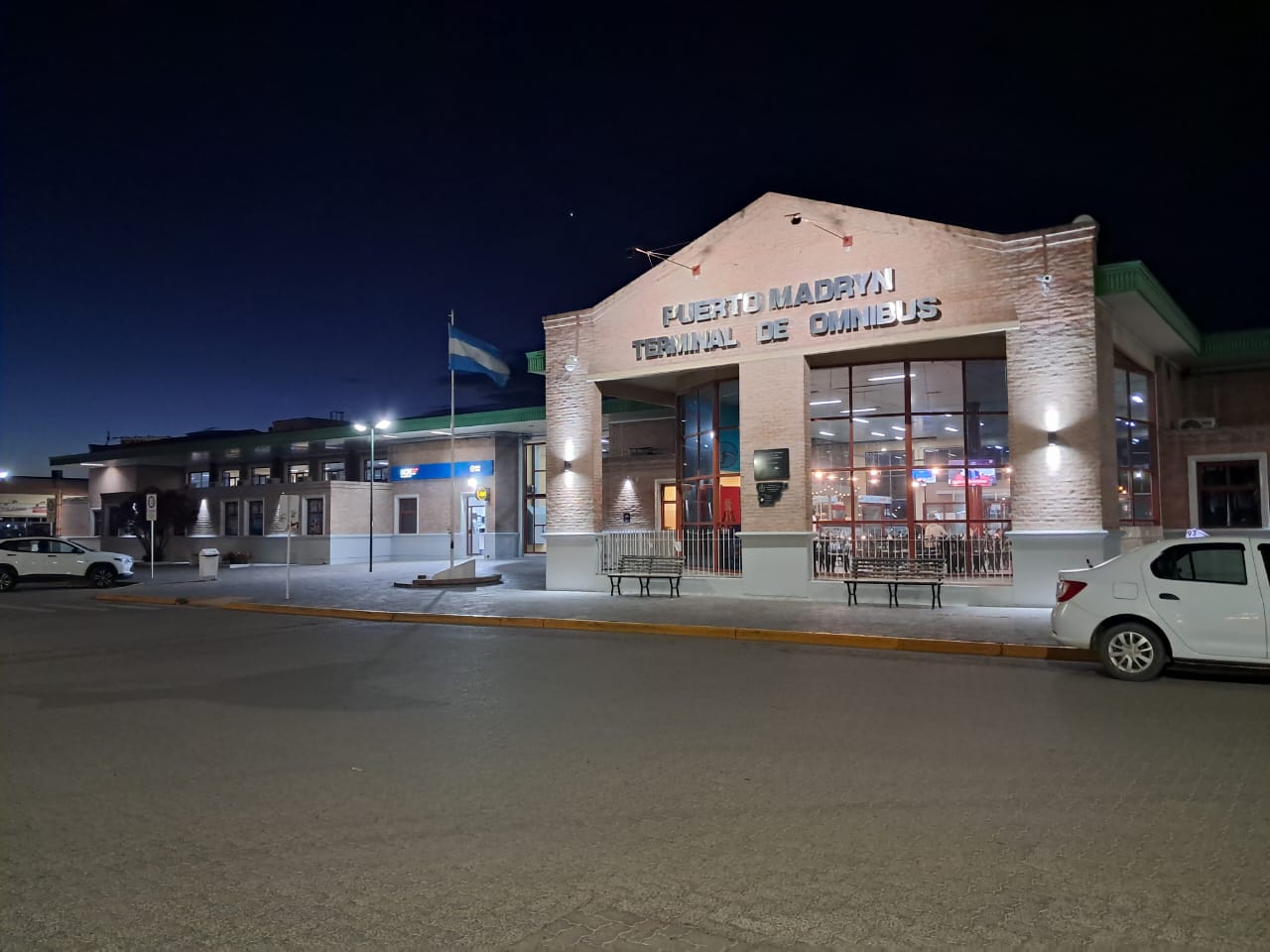 Un problema sin fin: los baños de la terminal, nuevamente blanco del vandalismo