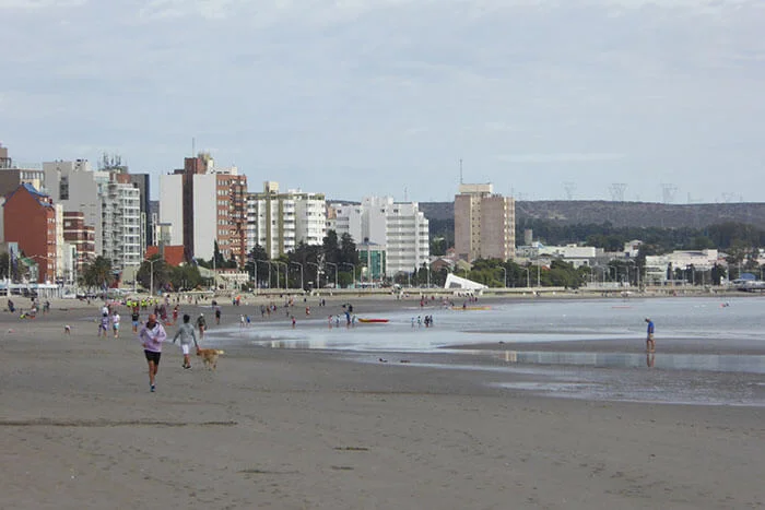 Fuerte movimiento turístico en Madryn durante el fin de semana largo