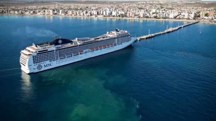 Turismo en alza: llega el MSC Magnifica y se celebra el Patio Gastronómico