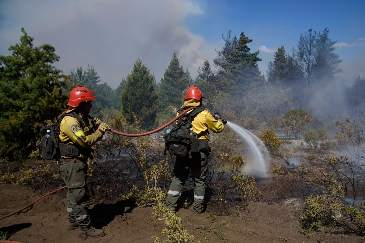 El peligro de eliminar la tasa de bomberos: un llamado urgente por recursos esenciales