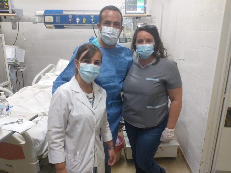 Colaboración médica y tecnología avanzada logran tratamiento pionero en Puerto Madryn