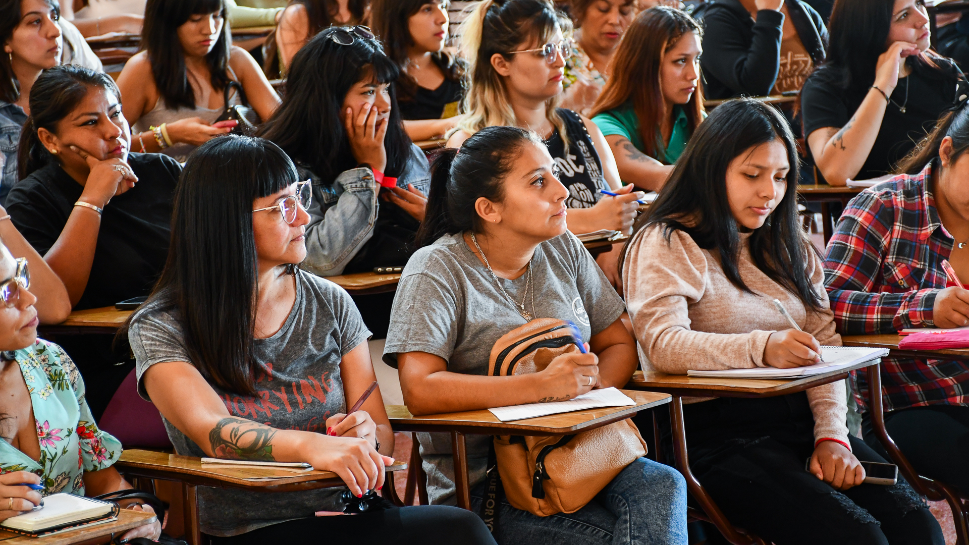 Provincia acompaña a la Universidad del Chubut en la modernización del sistema de inscripciones