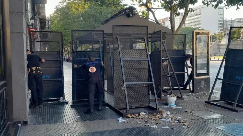 Fuerte operativo y mensaje oficial previo a la marcha de jubilados