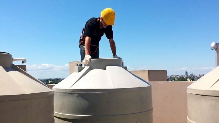 Capacitarán en limpieza y desinfección de tanques de agua para comercios alimentarios