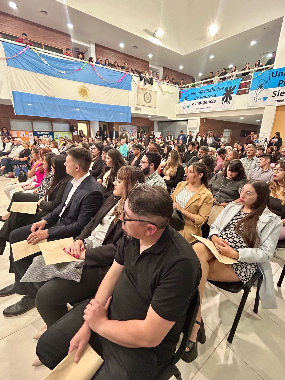 Nuevas y nuevos profesionales para Chubut en el 40° aniversario de la UTN-FRCh