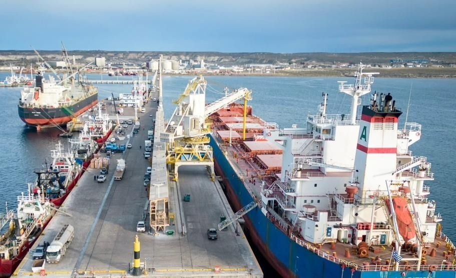 Reclaman que Chubut garantice el trabajo de serenos de barco tras decreto nacional