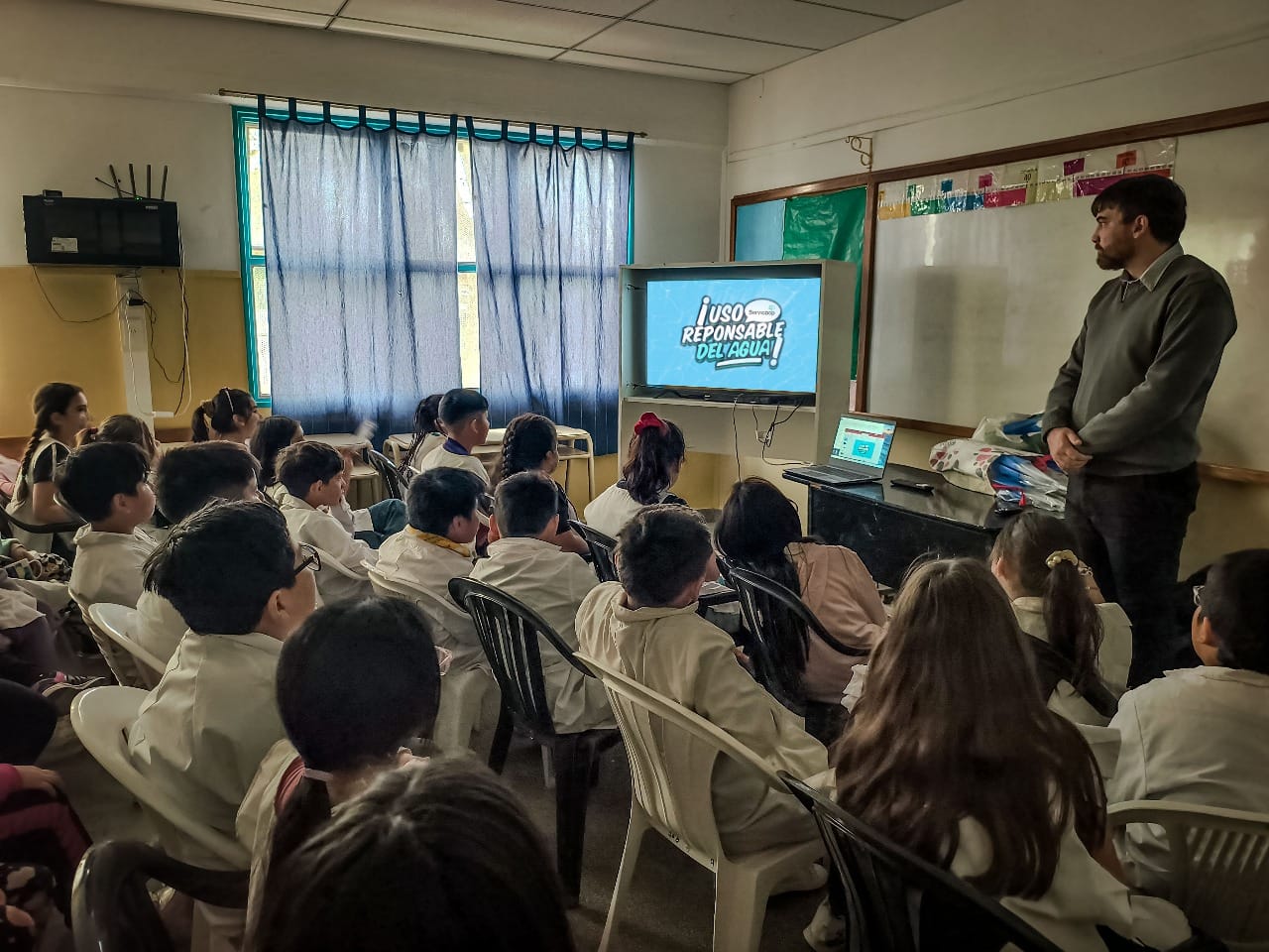 “El Camino del Agua” en la Escuela Provincial N° 168