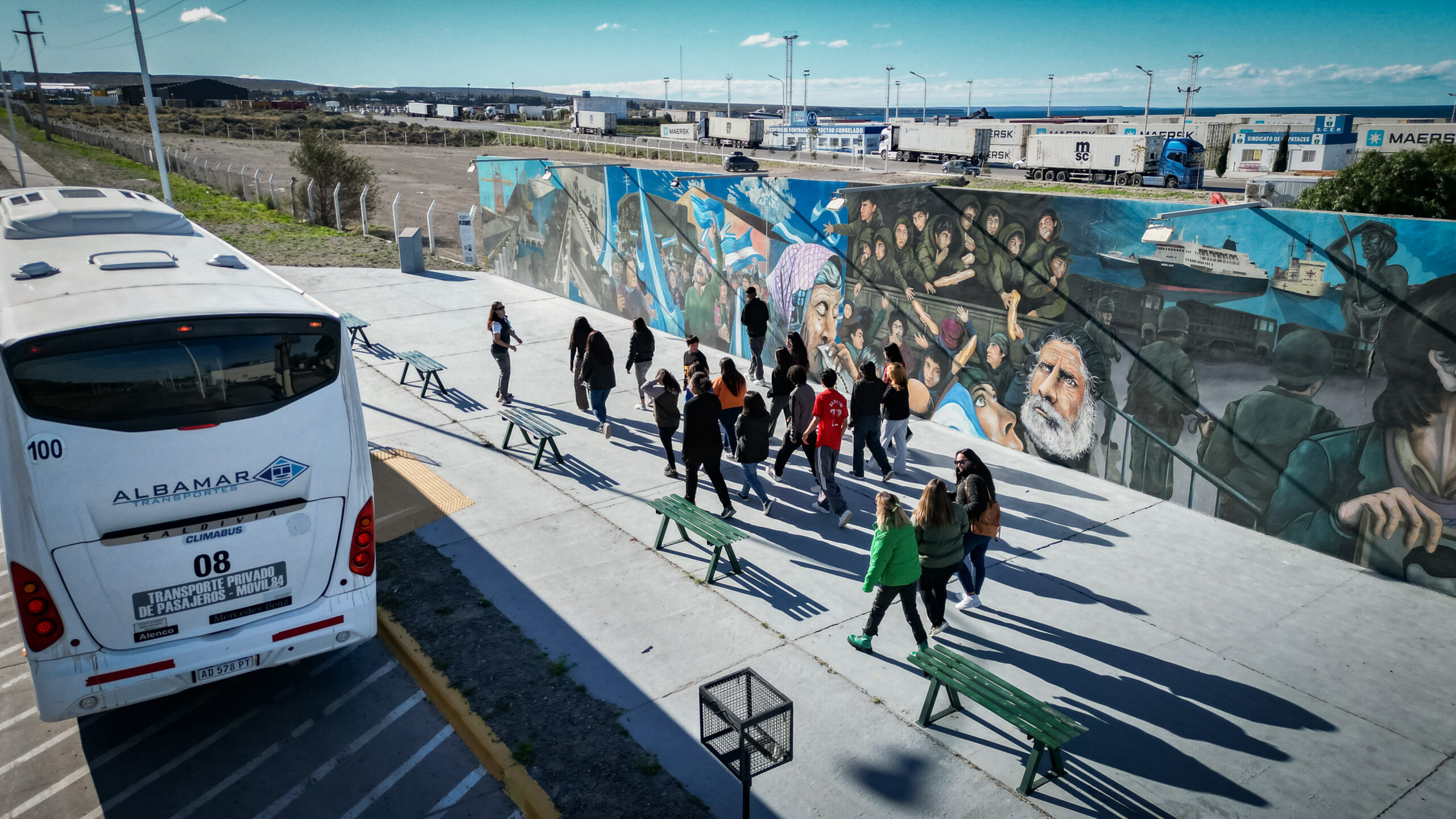 Más de 200 estudiantes visitaron el Muelle Almirante Storni en el marco del 30° aniversario de la Administración Portuaria de Puerto Madryn