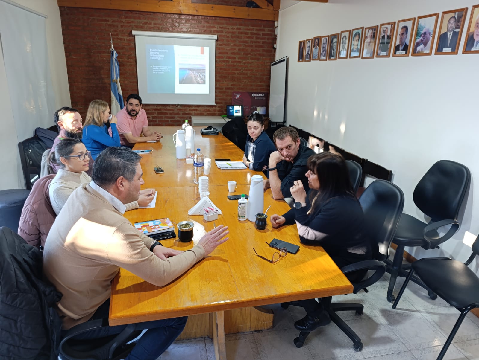 Puerto Madryn refuerza su perfil universitario con una mesa de trabajo multisectorial