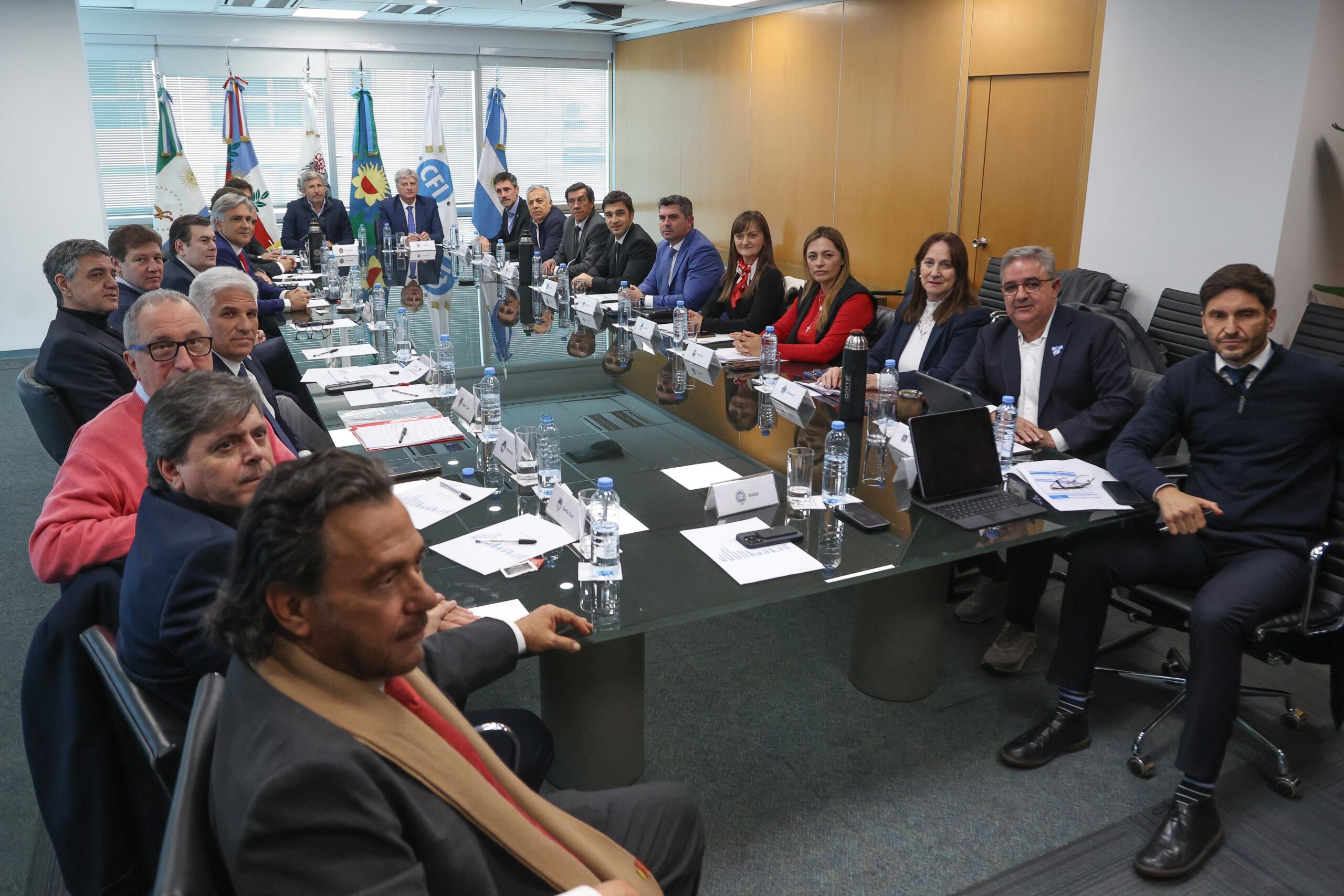 Avanzan negociaciones con Nación por reparto de fondos, coparticipación y obras