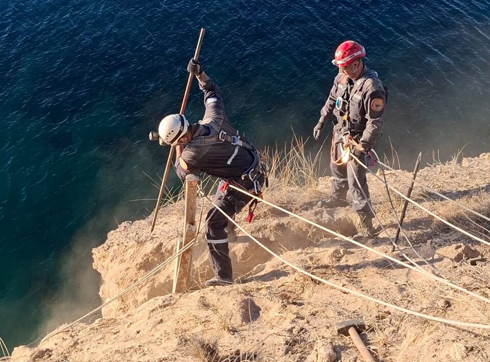 Bomberos realizaron maniobras de rescate en la zona del Indio