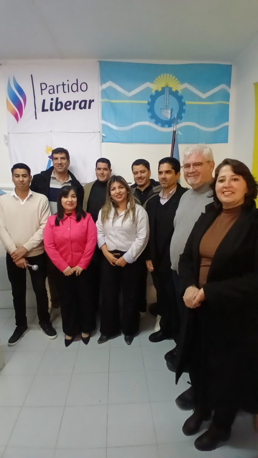 Tres partidos libertarios unifican fuerzas en Chubut y anuncian recorrida provincial