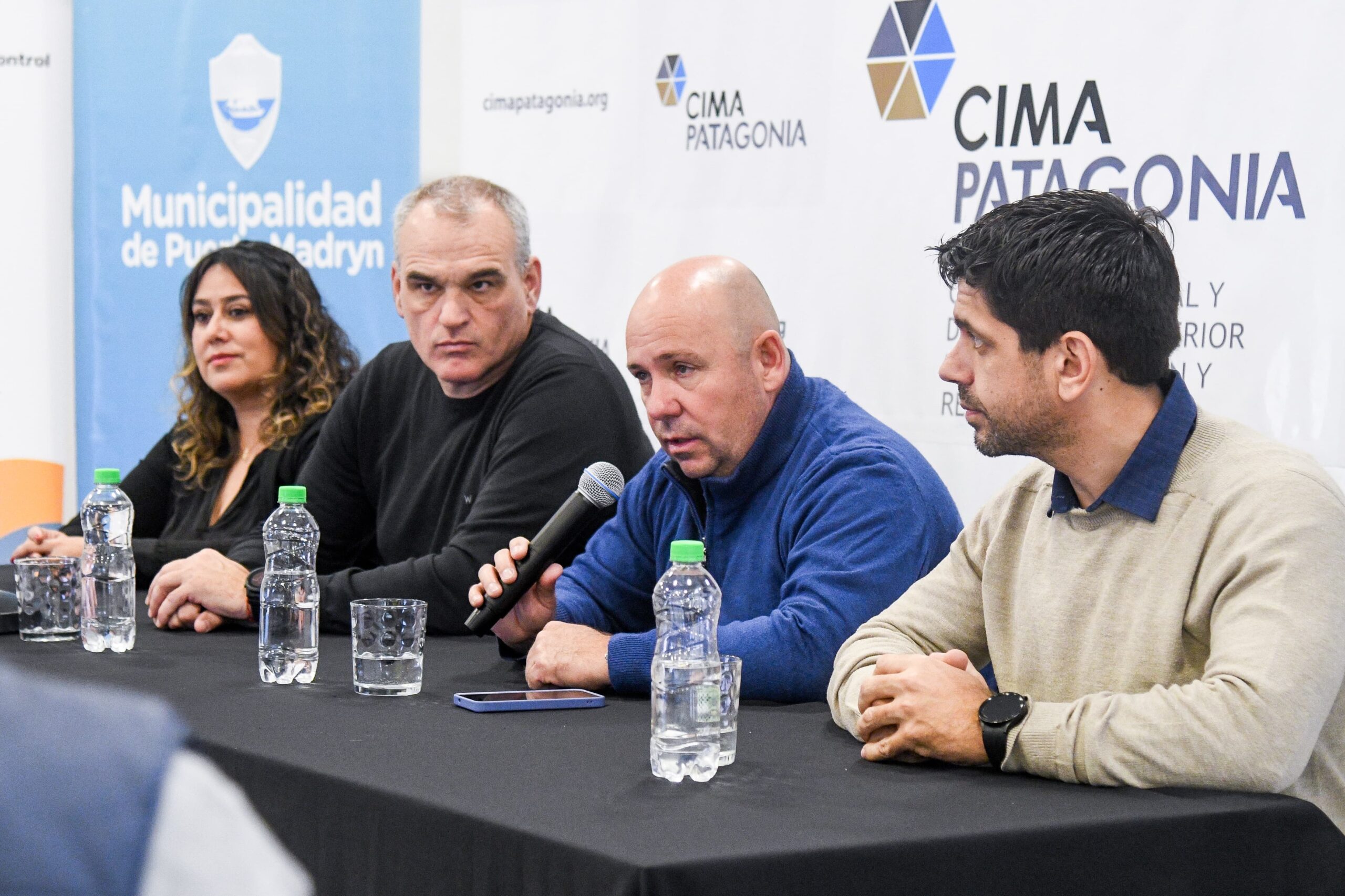 EL INTENDENTE ESTUVO PRESENTE EN EL INICIO DE LA CAPACITACIÓN PARA FOMENTAR LA CONSTRUCCIÓN SUSTENTABLE