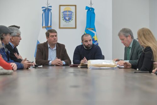 Histórica obra en Playa Unión: el Gobierno provincial inicia la defensa costera largamente postergada