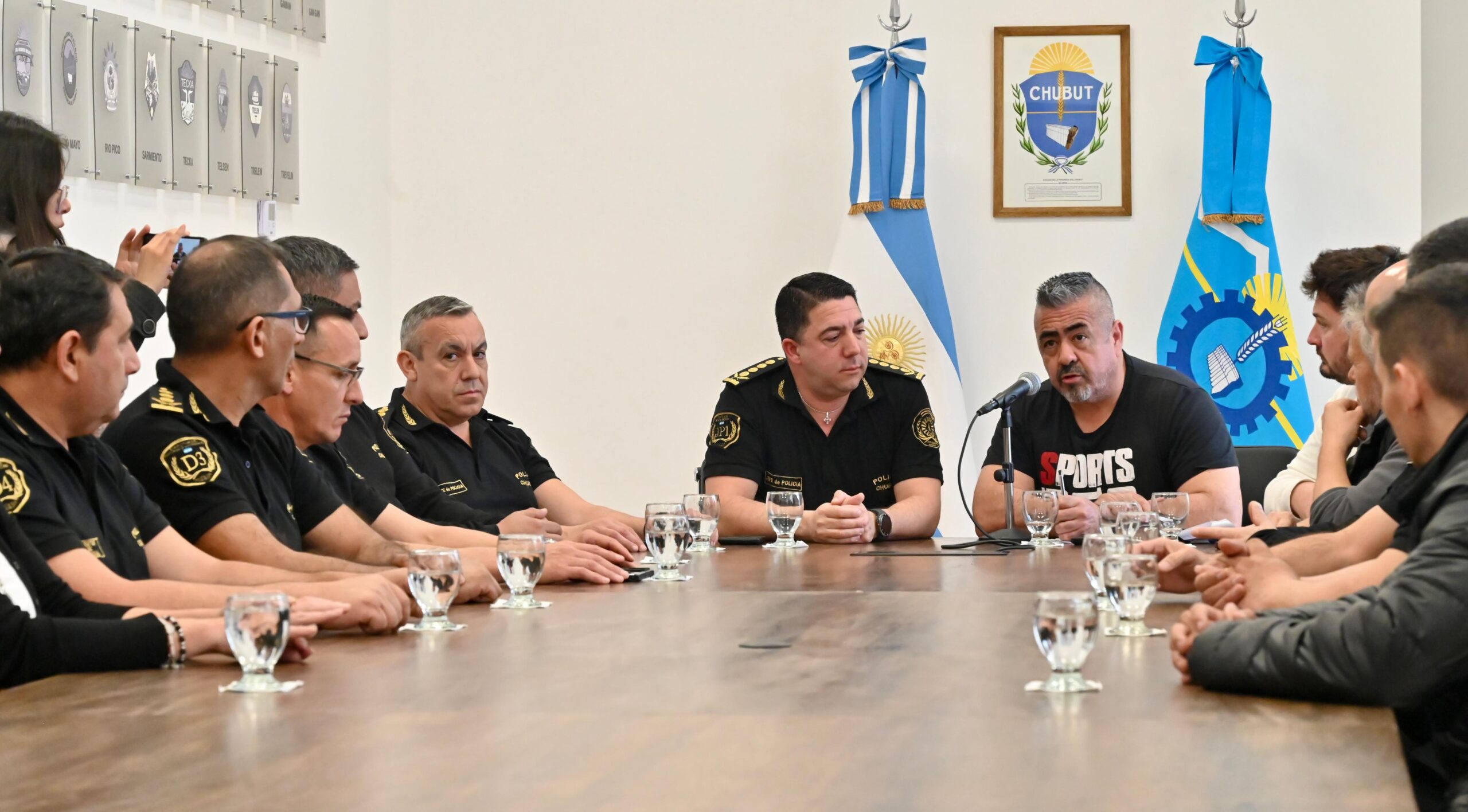 El Gobierno del Chubut anunció aumentos salariales para la Policía de la Provincia