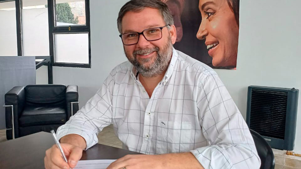 Santiago Igon fue designado director de la Empresa Provincial de Energía