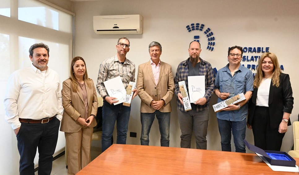 La Legislatura del Chubut distinguió a tres científicos del CENPAT