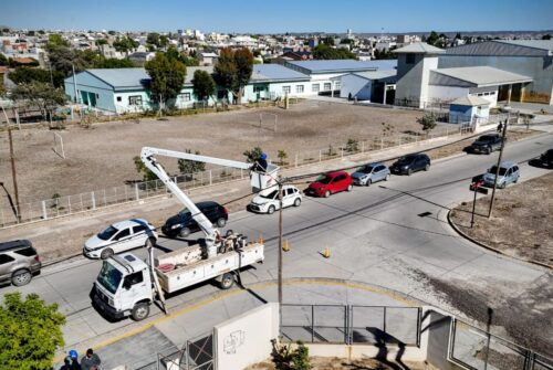 Instalan nuevas luminarias led en la zona sur de Madryn