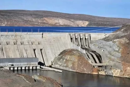 El Gobierno precalificó a ocho empresas para la reprivatización de las hidroeléctricas del Comahue